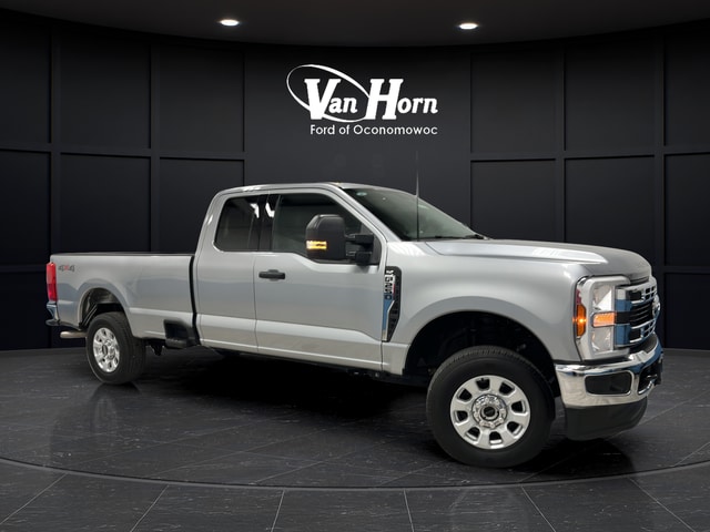 2024 Ford F-250 XL 4x4 SuperCab 8' Box's photo
