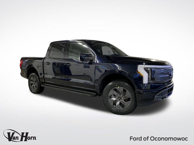 2025 Ford F-150 Lightning Lariat's photo