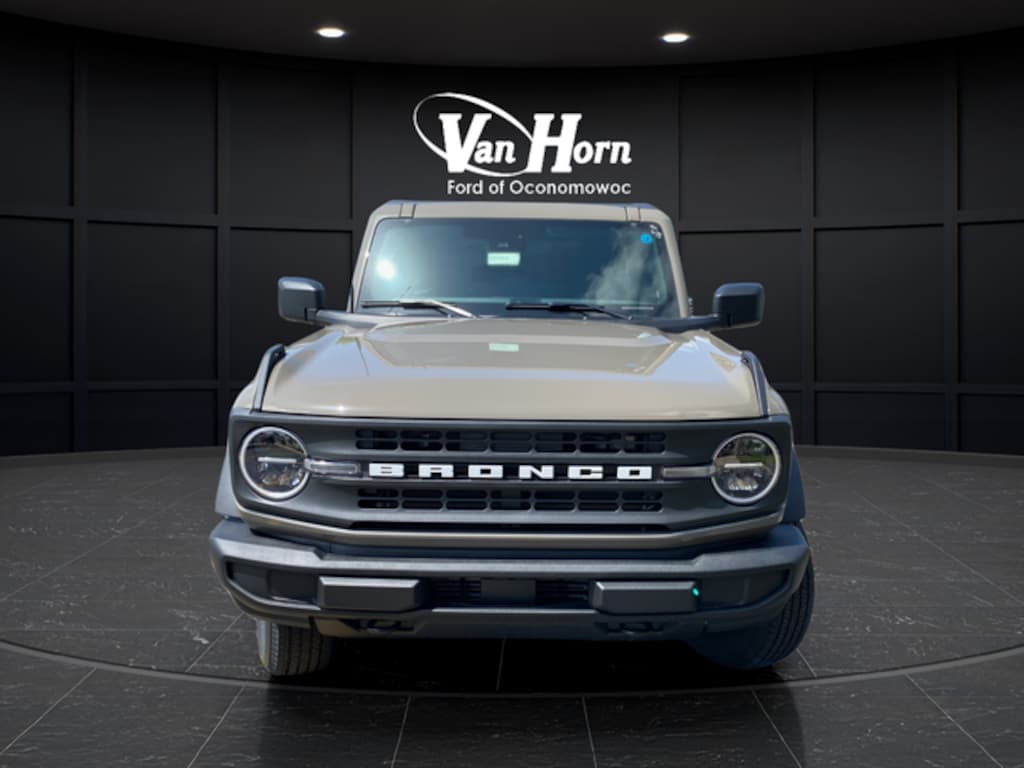 New 2026 Ford Bronco Base SUV