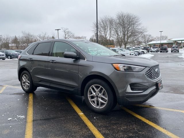 2024 Ford Edge SEL's photo