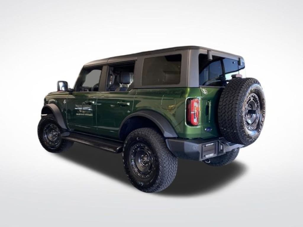 New 2025 Ford Bronco Outer Banks SUV