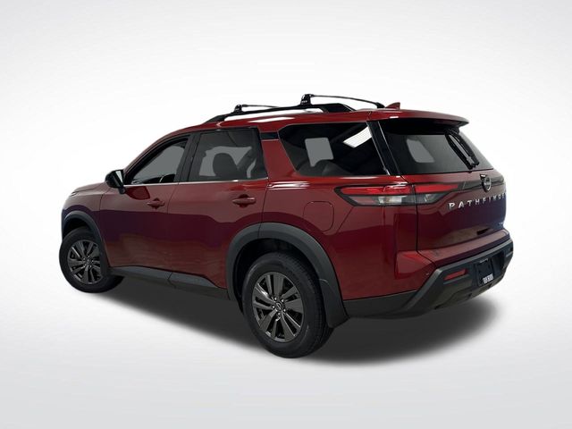 2022 Nissan Pathfinder SV photo 3