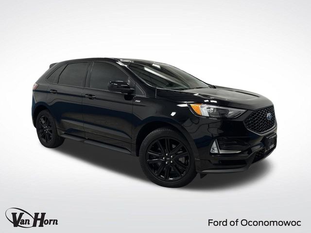 2024 Ford Edge ST-Line's photo