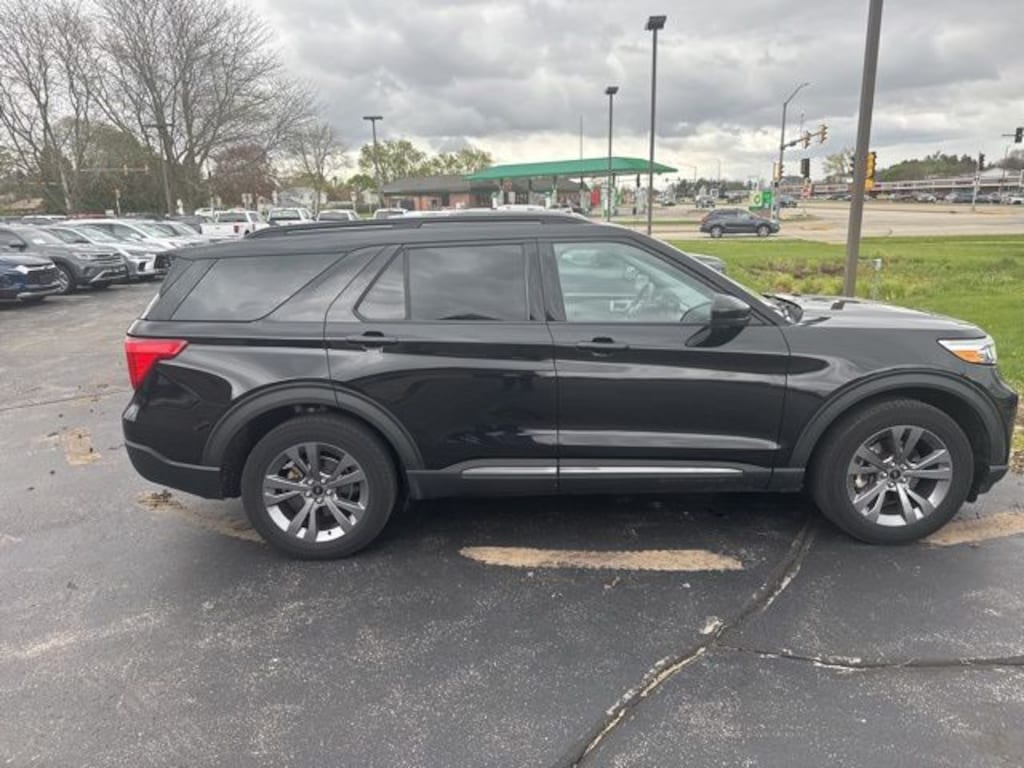 Used 2022 Ford Explorer XLT SUV