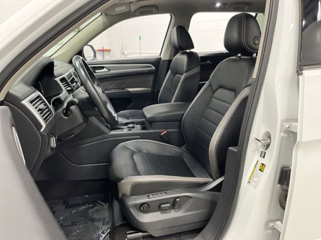Used 2022 Volkswagen Atlas 3.6L V6 SEL Premium R-Line SUV