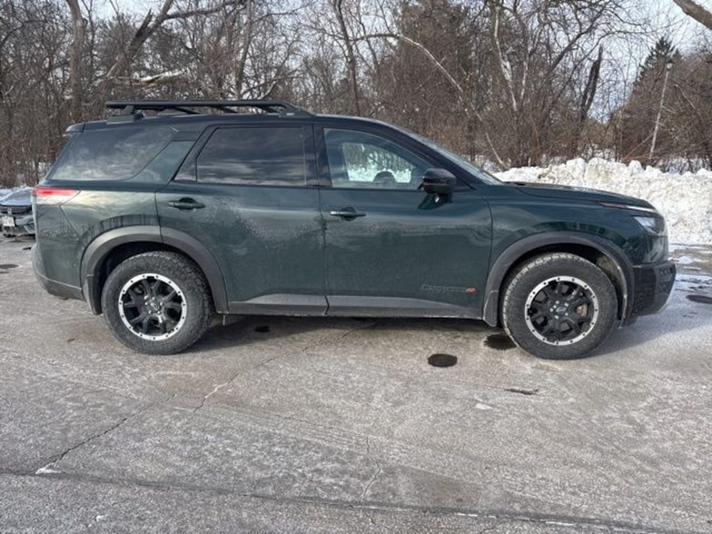Used 2024 Nissan Pathfinder Rock Creek SUV