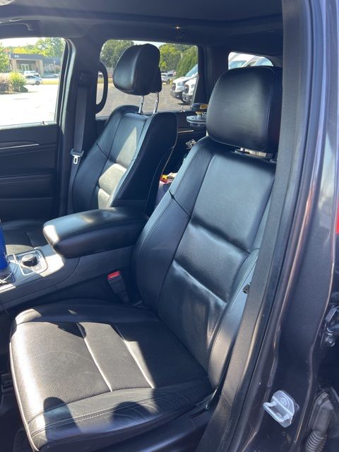 2020 Jeep Grand Cherokee Limited photo 3