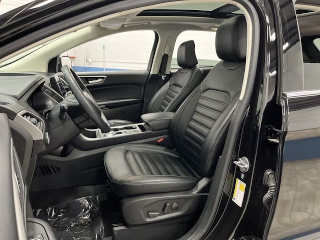 Used 2024 Ford Edge SEL SUV