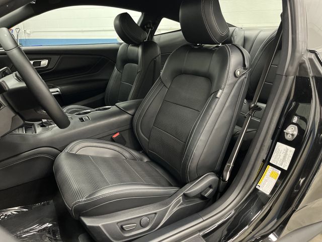 2024 Ford Mustang EcoBoost Premium photo 4