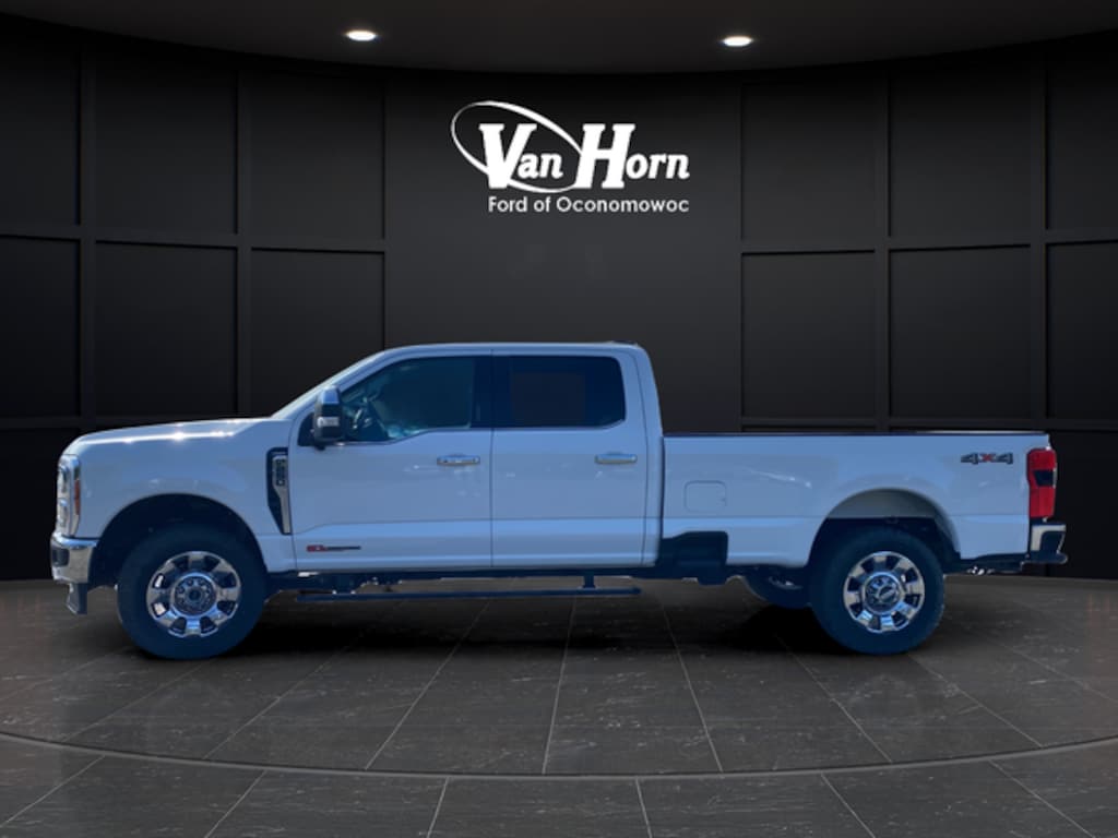 Used 2024 Ford F-250SD Lariat Truck