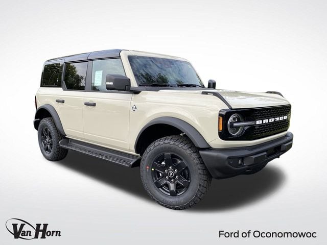 2025 Ford Bronco 4-Door Outer Banks's photo