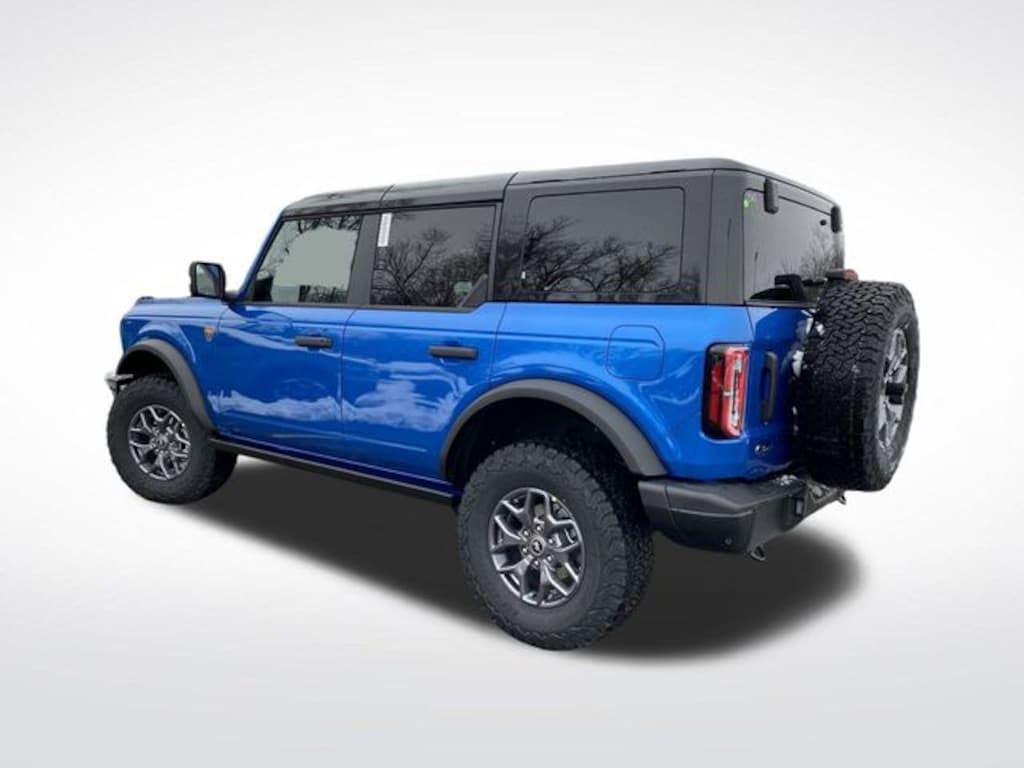 New 2025 Ford Bronco Badlands SUV