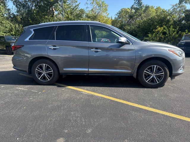 2019 Infiniti QX60 Luxe photo 4