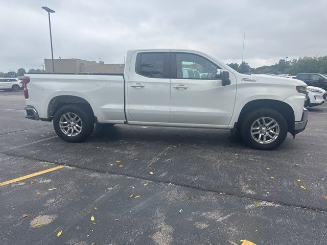 2020 Chevrolet Silverado 1500 LT photo 4