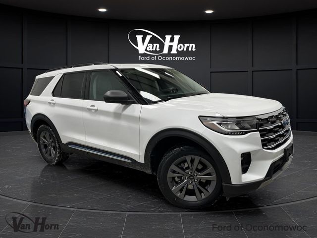 2025 Ford Explorer Active's photo