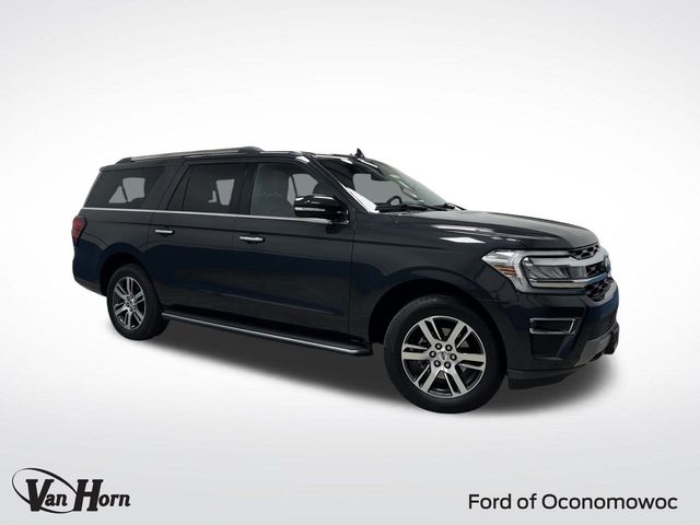 2022 Ford Expedition Limited's photo