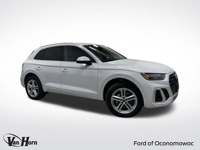 2024 Audi Q5 Premium Plus's photo