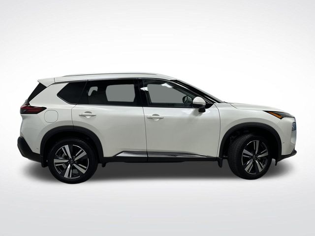 2023 Nissan Rogue SL photo 2