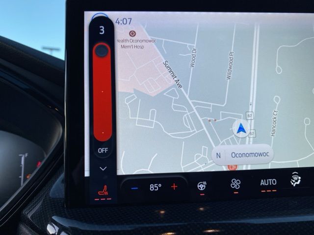 2023 Ford Escape ST-Line photo 2