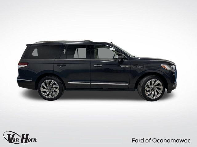 Used 2024 Lincoln Navigator Reserve with VIN 5LMJJ2LG7REL06708 for sale in Oconomowoc, WI