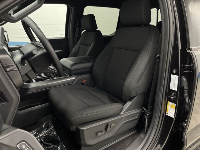 2024 Ford F-150 XLT photo 4