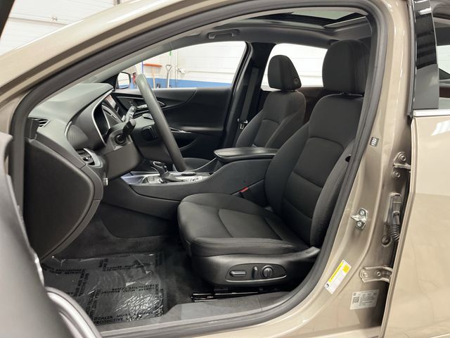 2024 Chevrolet Malibu 1LT photo 4