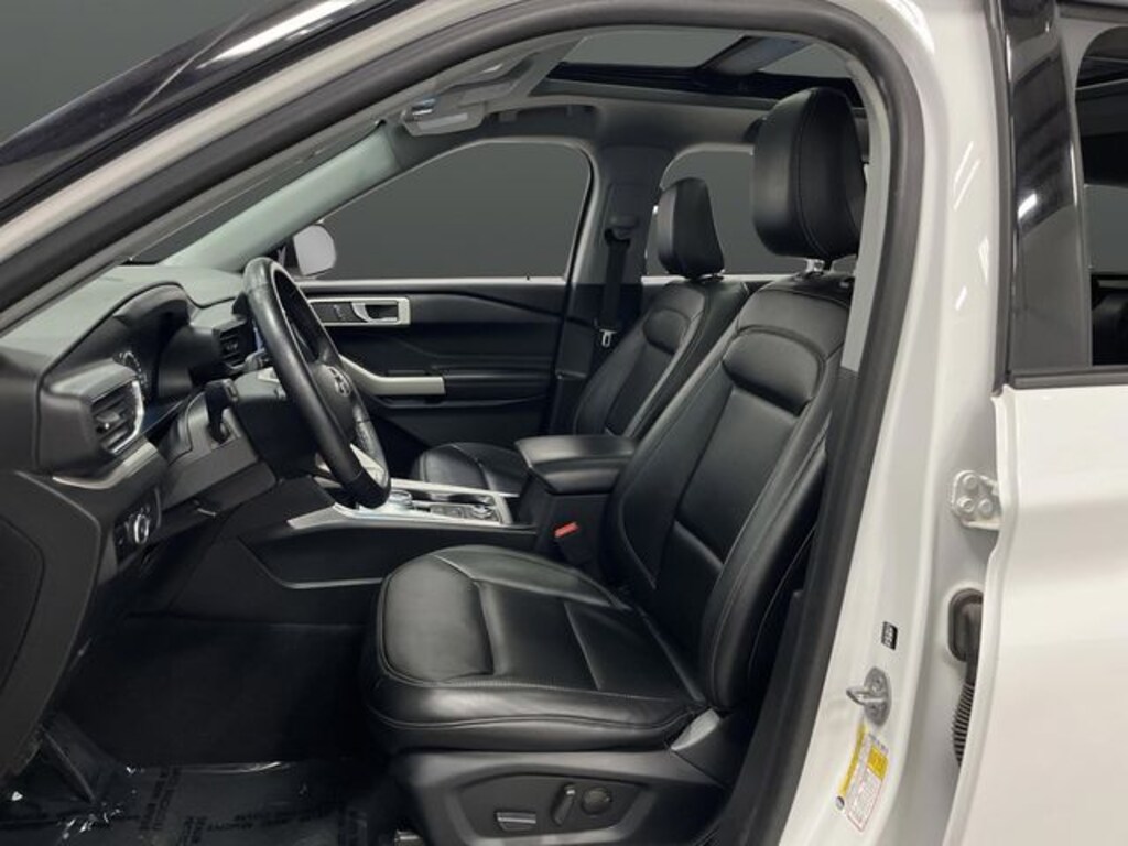 Used 2023 Ford Explorer XLT SUV