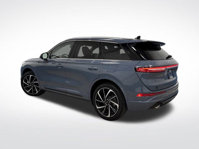 2024 Lincoln Corsair Grand Touring photo 3