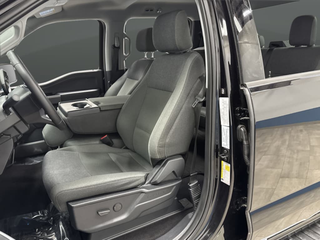 Used 2025 Ford F-150 XLT Truck