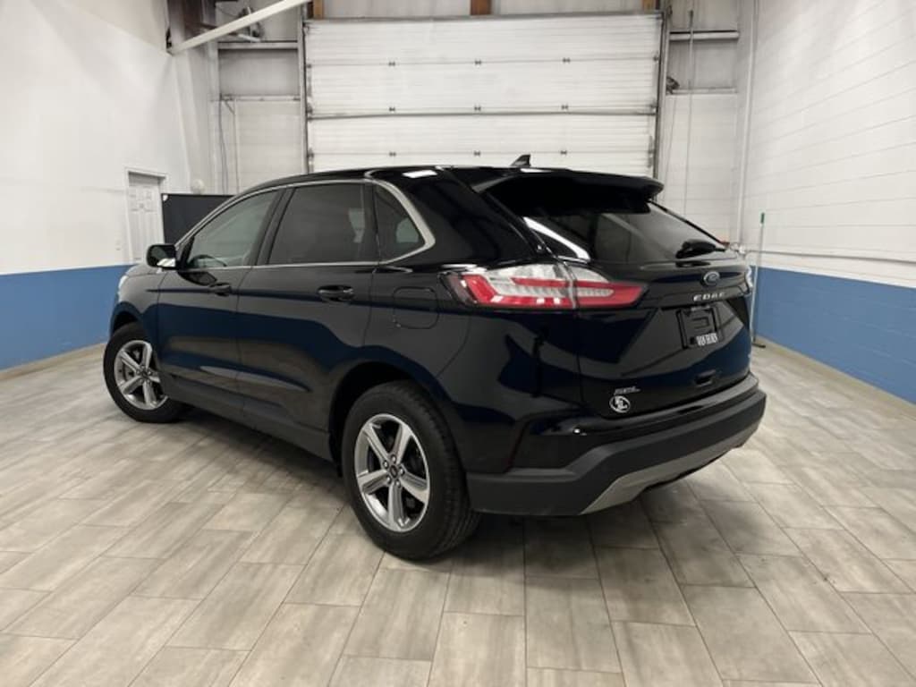 Used 2024 Ford Edge SEL SUV
