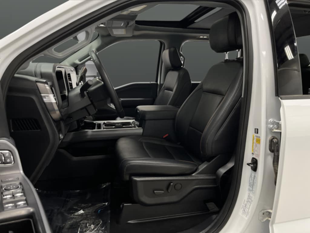 Used 2025 Ford F-350SD Lariat Truck