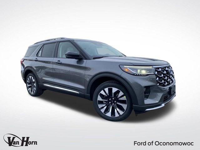 2026 Ford Explorer Platinum's photo