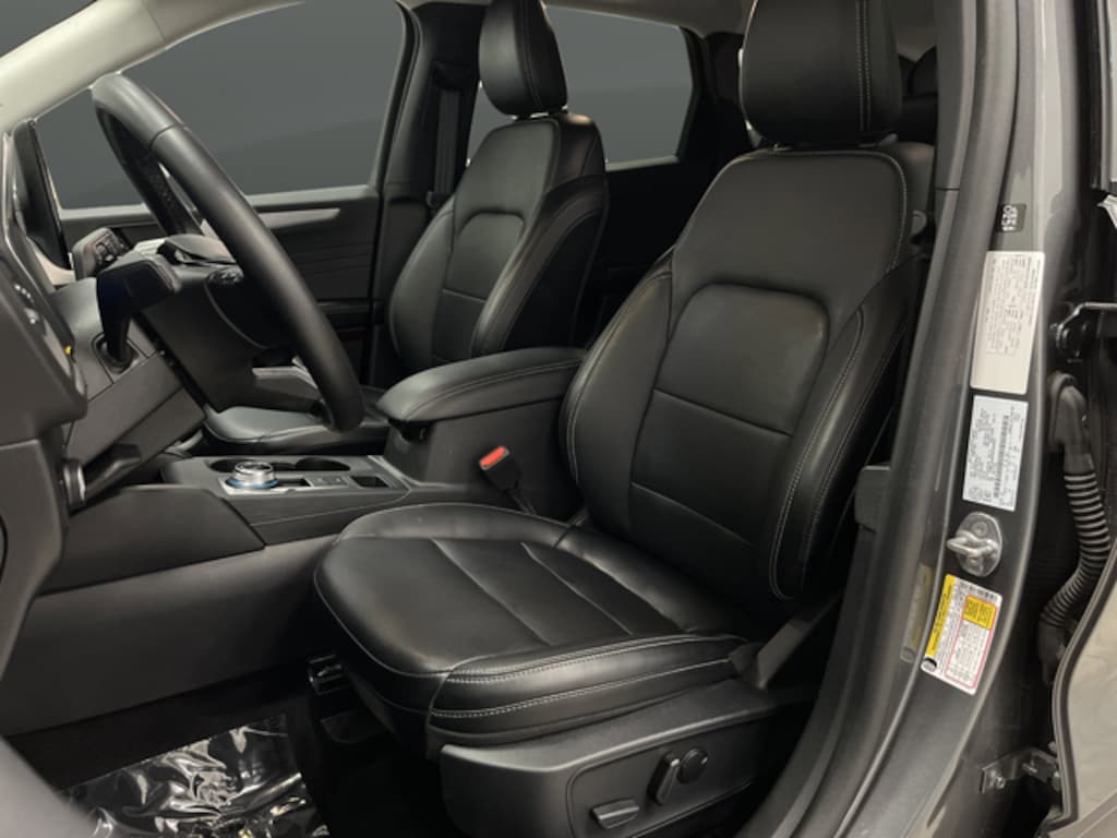 Used 2025 Ford Escape Platinum SUV