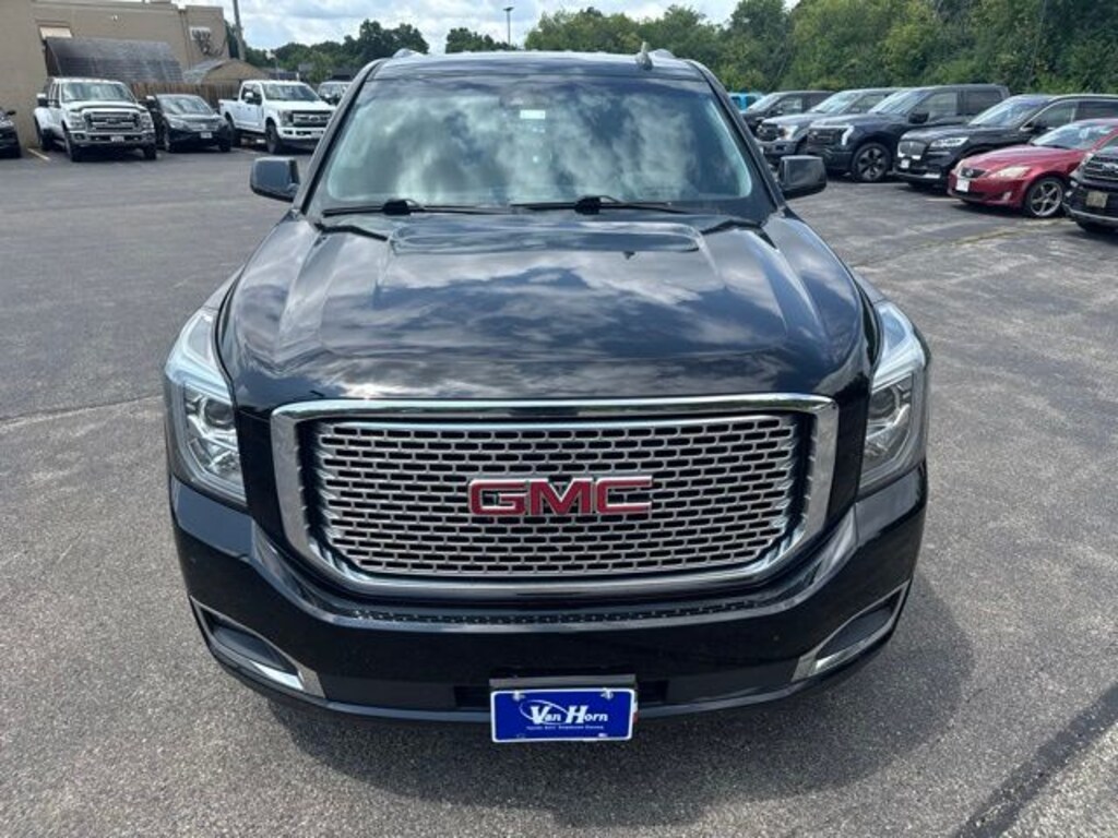 Used 2017 GMC Yukon Denali SUV