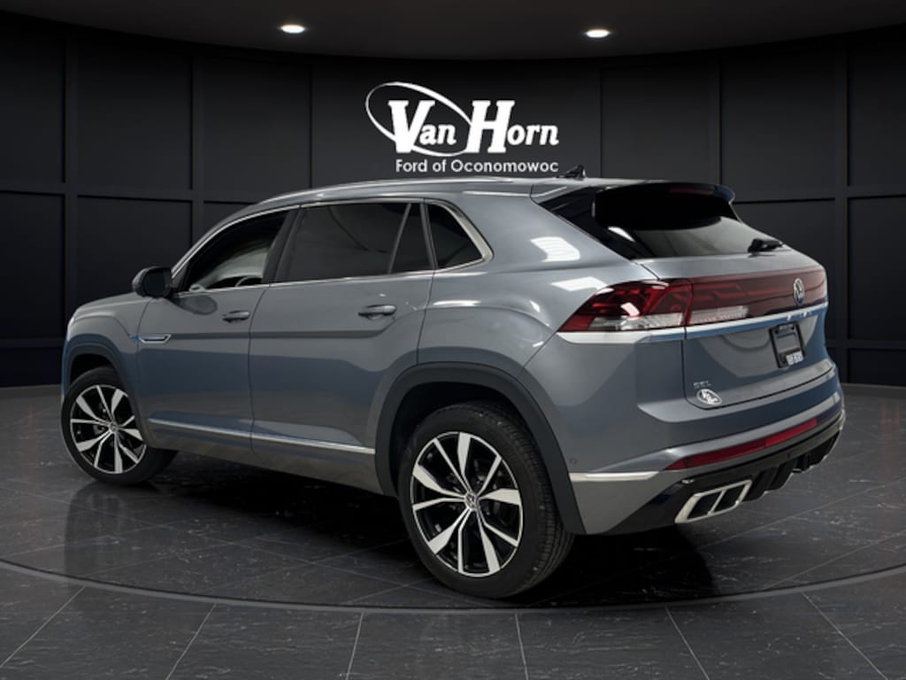 Used 2024 Volkswagen Atlas Cross Sport 2.0T SEL Premium R-Line SUV