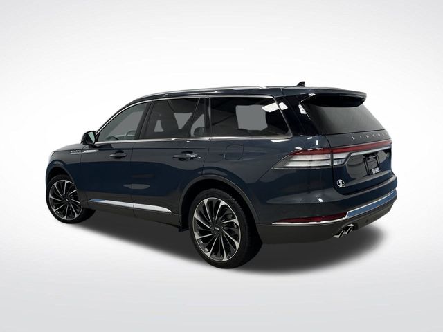 2023 Lincoln Aviator Reserve photo 2
