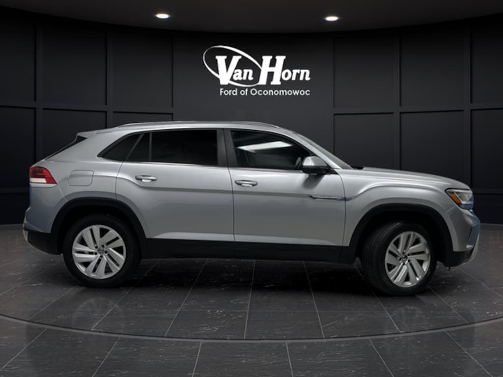 Used 2022 Volkswagen Atlas Cross Sport 3.6L V6 SE w/Technology SUV