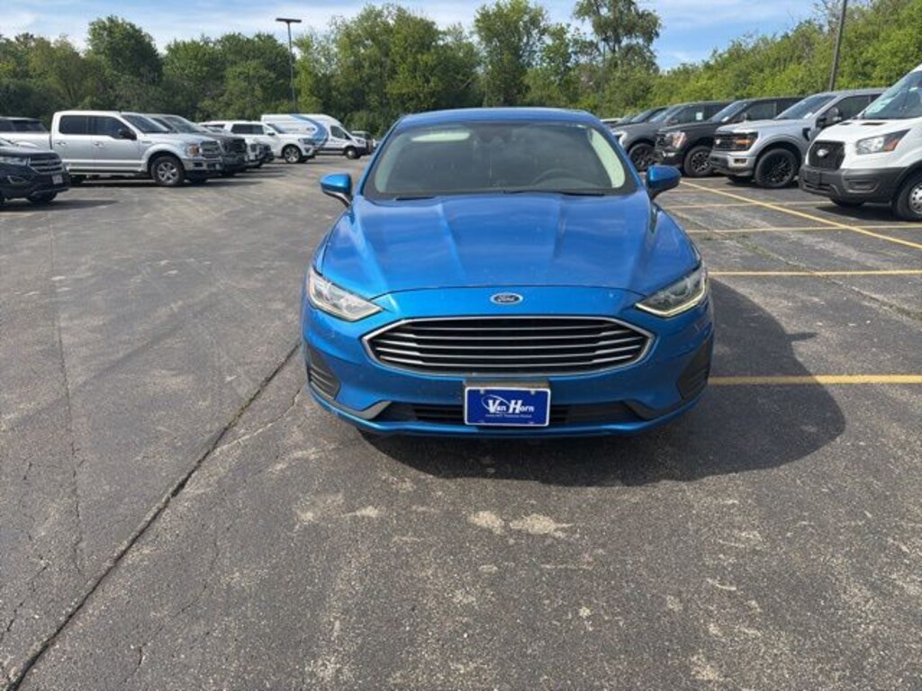 Used 2019 Ford Fusion Hybrid SE Sedan