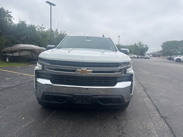 2020 Chevrolet Silverado 1500 LT photo 2