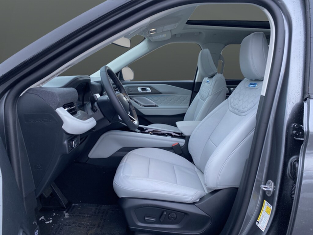 New 2026 Ford Explorer Platinum SUV