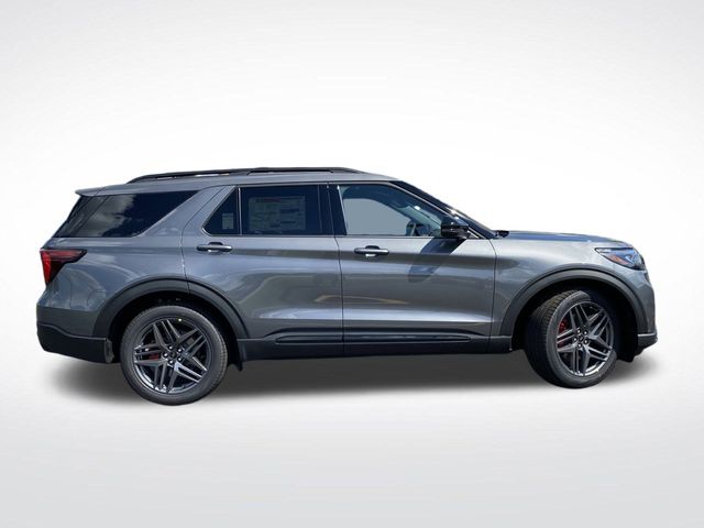 2025 Ford Explorer ST photo 2