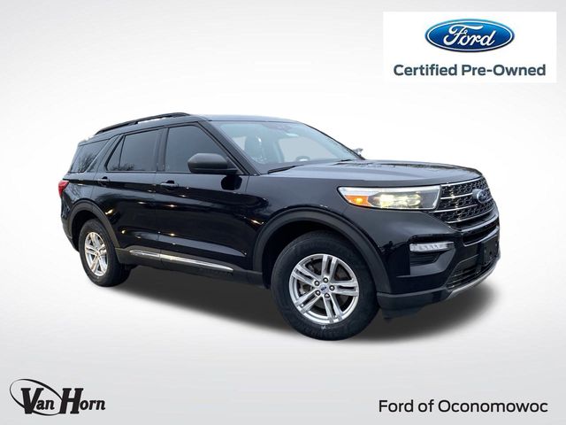 2023 Ford Explorer XLT's photo