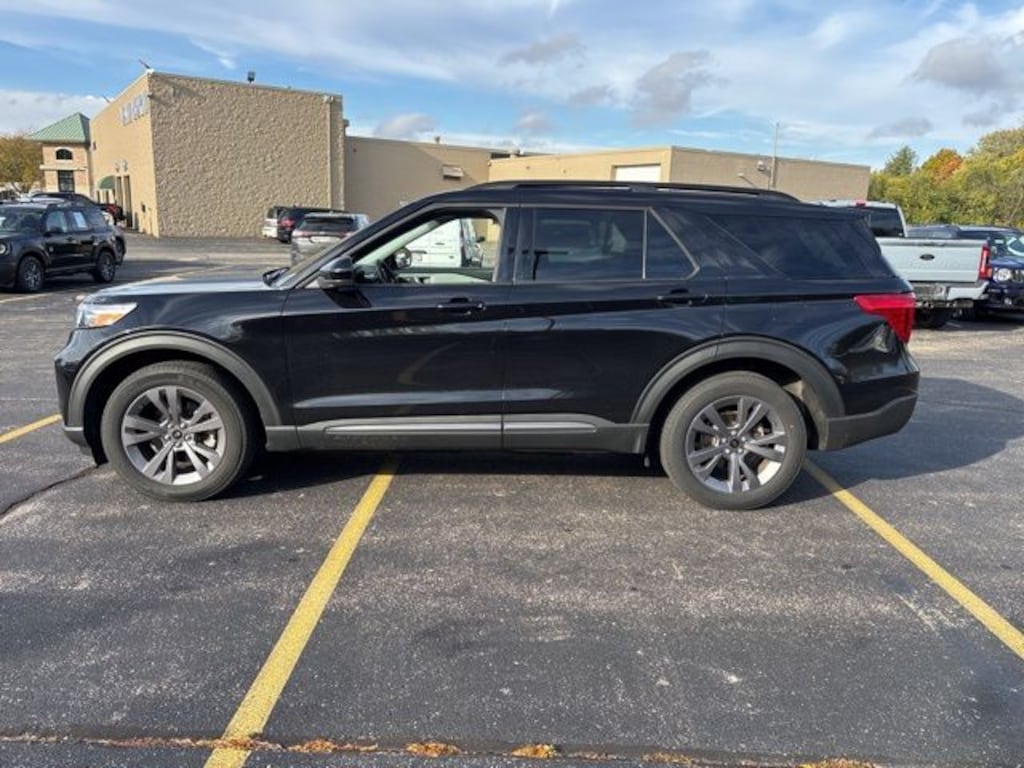 Used 2023 Ford Explorer XLT SUV