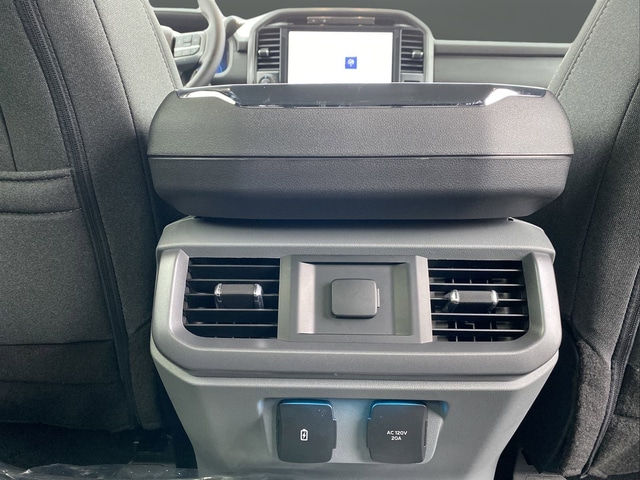 2025 Ford F-150 XLT - Photo 32