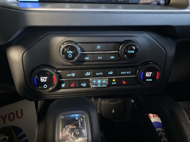 2025 Ford Bronco 4-Door Outer Banks - Photo 18