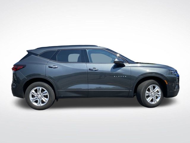 Used 2019 Chevrolet Blazer 2LT with VIN 3GNKBGRS8KS661746 for sale in Oconomowoc, WI