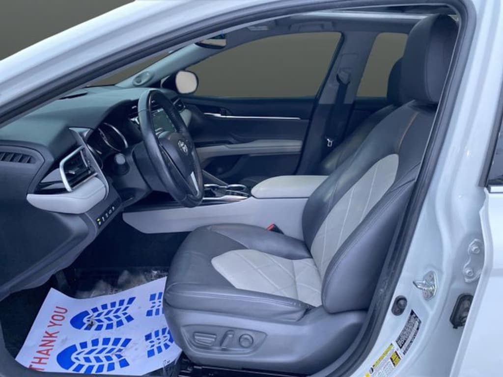 Used 2018 Toyota Camry XLE Sedan