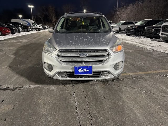 Used 2017 Ford Escape SE with VIN 1FMCU9G93HUA86897 for sale in Oconomowoc, WI