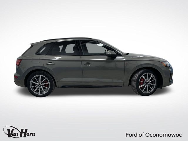 Used 2024 Audi Q5 Prestige with VIN WA1F2AFY9R2083026 for sale in Oconomowoc, WI
