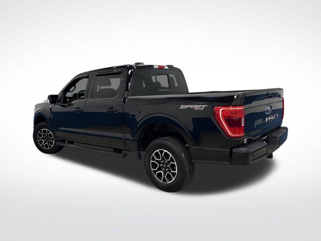 2022 Ford F-150 XLT photo 2